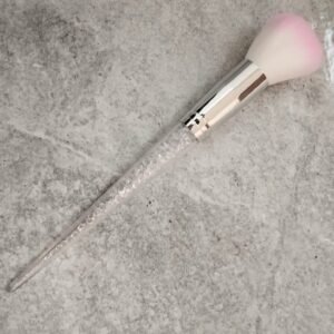 KIKI KIKI Blush Makeup Brush, Rosy Glow Cheeks, Fluffy Powder, Aluminium Ferrules, Synthetic Bristles, Vegan